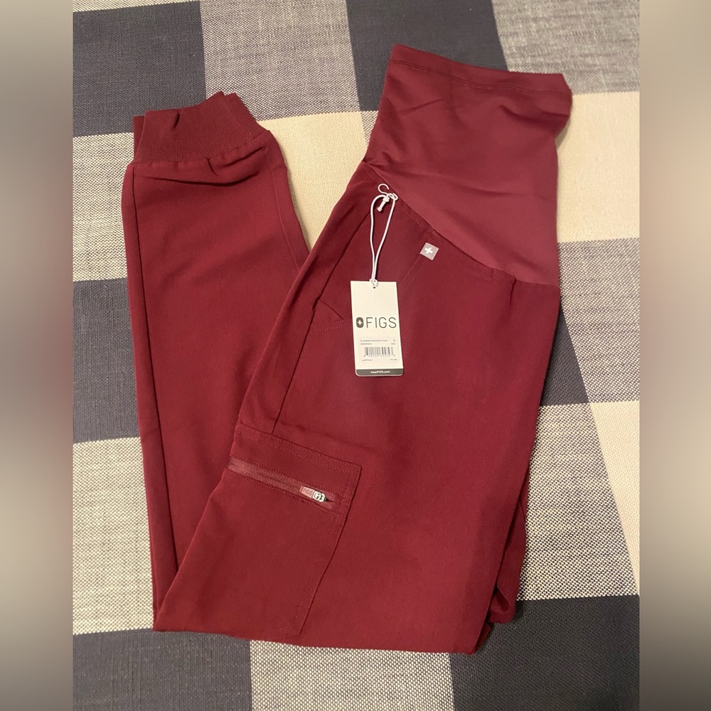 Figs BURGUNDY Maternity Zamoras S/R NWT